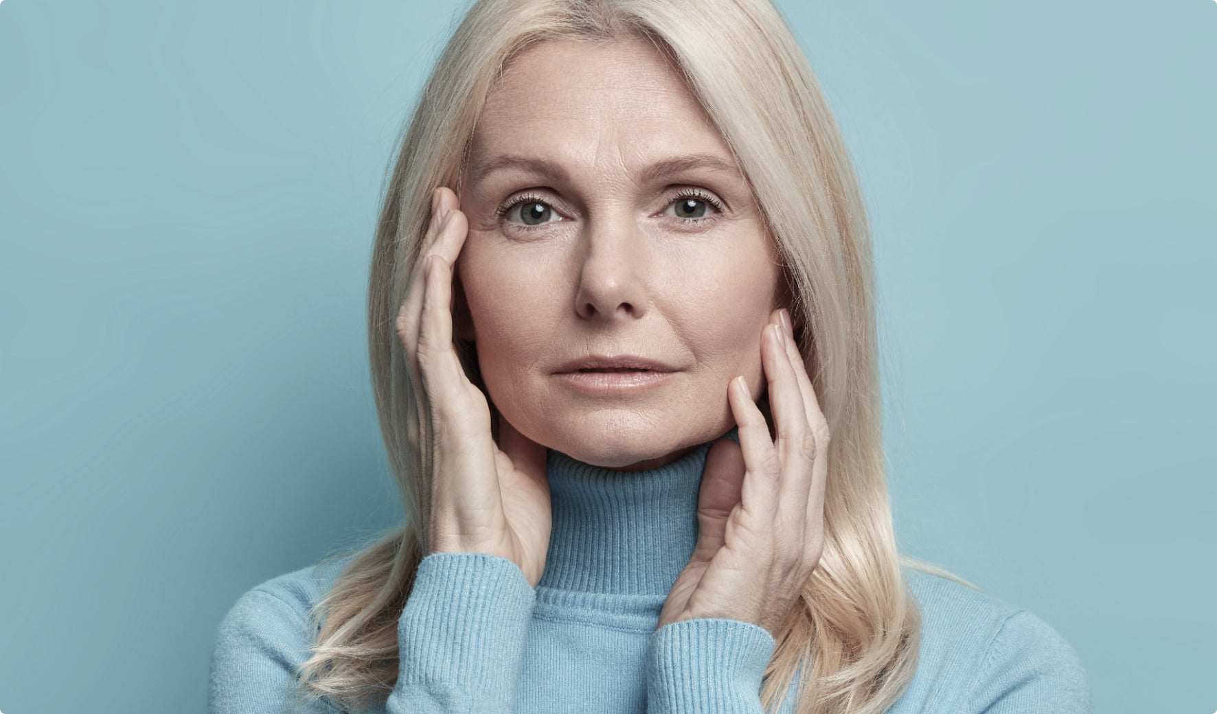 Frau mit Vorher-Nachher Vergleich von Revive Longevity Nahrungsergänzung