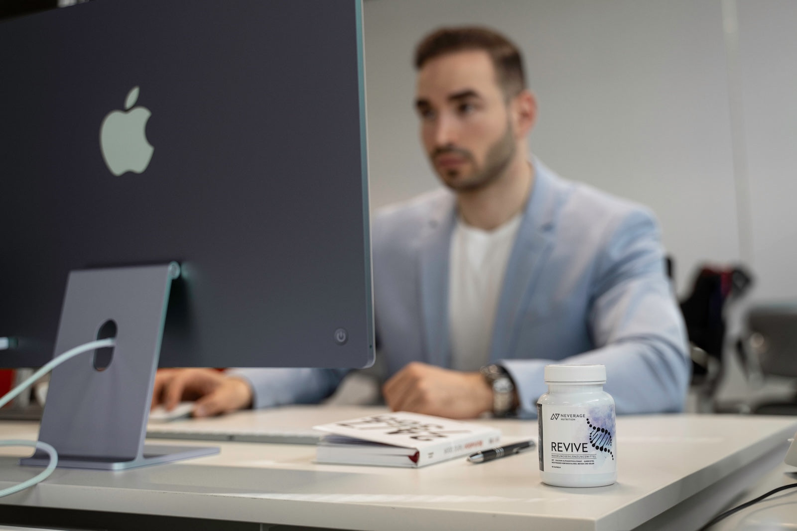 Konzentration & Fokus beim Arbeiten mit Never Age Nutrition