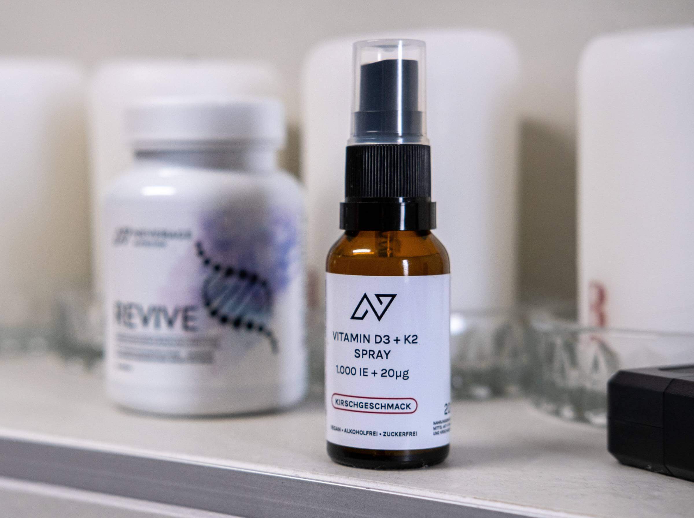 Geschenk: Vitamin D3+K2 Spray - Cherry Flavour Never Age Nutrition
