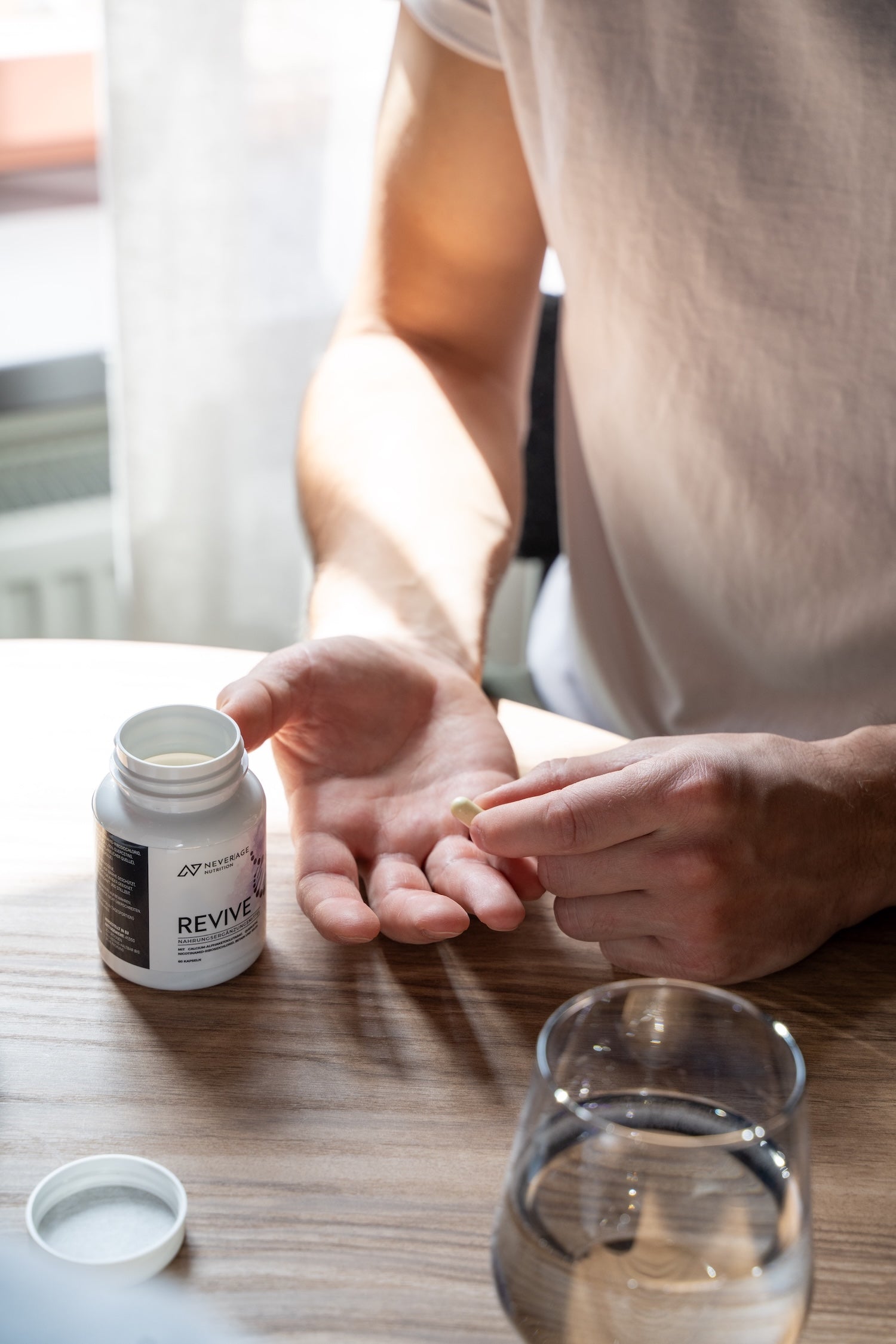 Revive Longevity Supplement Einnahme am Morgen